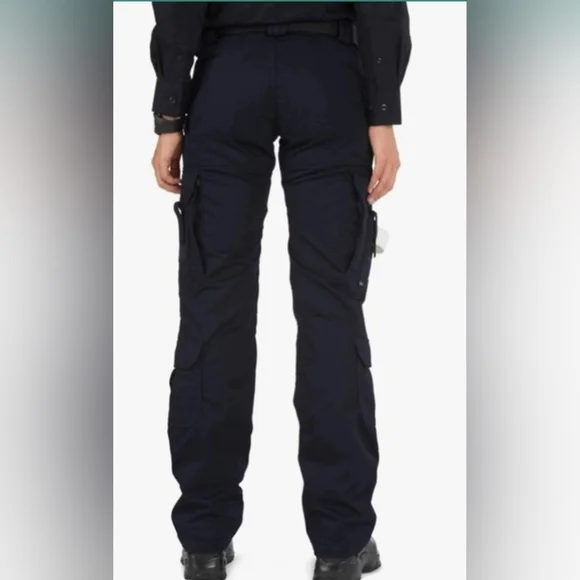 5.11 Tactical Pants Size 8L - Picture 3 of 4
